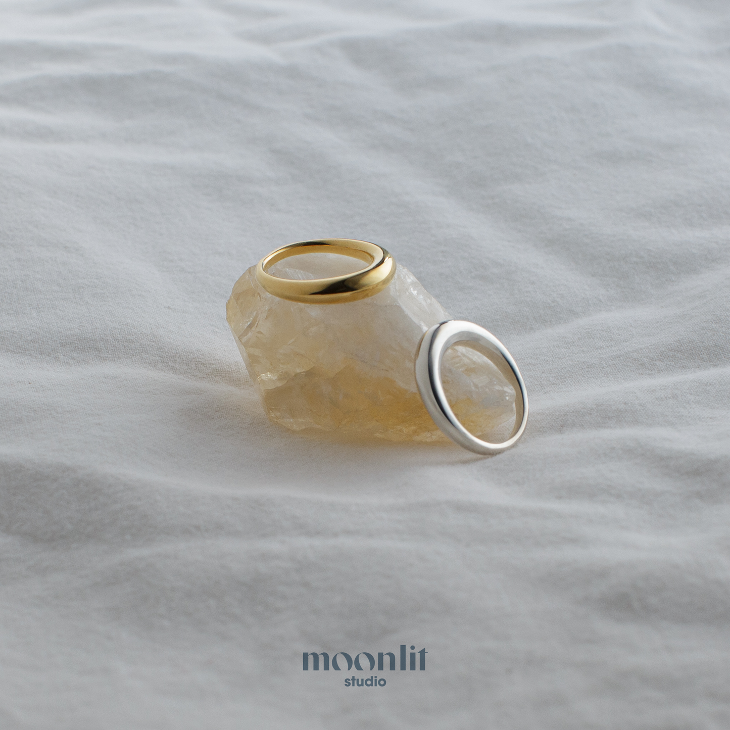 thin volume gold ring